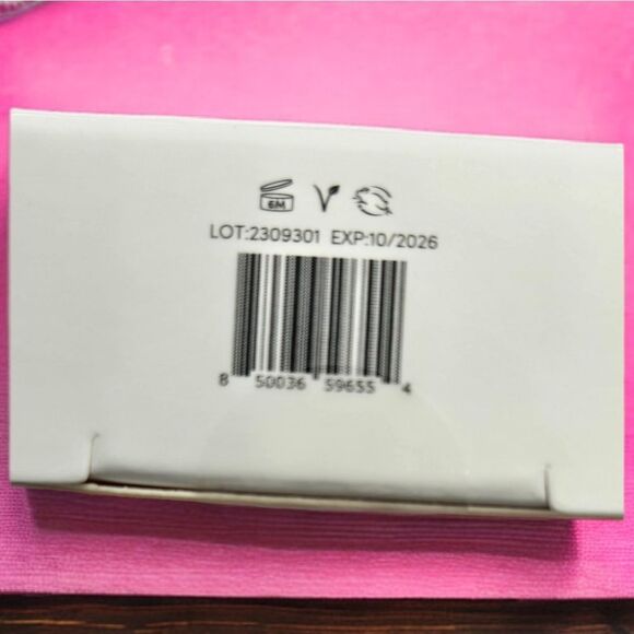 Jazmine Beauty Brow Boss Clear Styling Wax - Picture 6 of 9